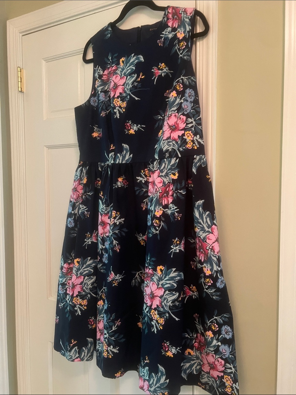 Brooks Brothers Navy Floral Sleeveless Dress with Pink and Blue Blooms size 16